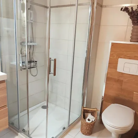 Le Nid De St-marc Apartment *